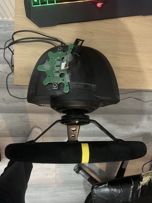 Kierownica thrustmaster t150 pro + shifter