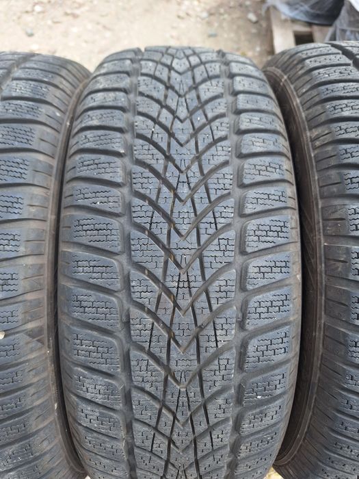Opony zimowe Dunlop Winter Sport 4d 205 55 r16