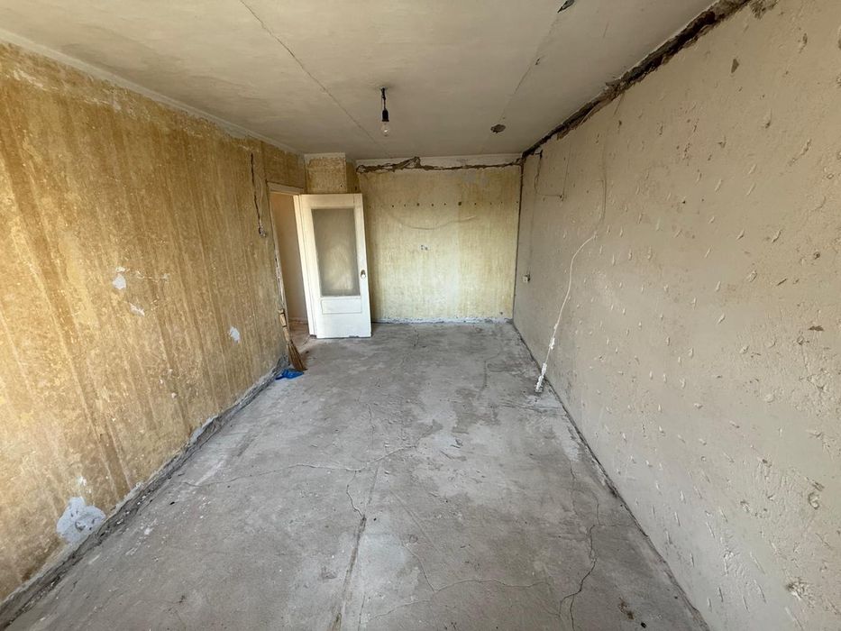 Продам 1к квартиру,  в районе Сухой Фонтан.