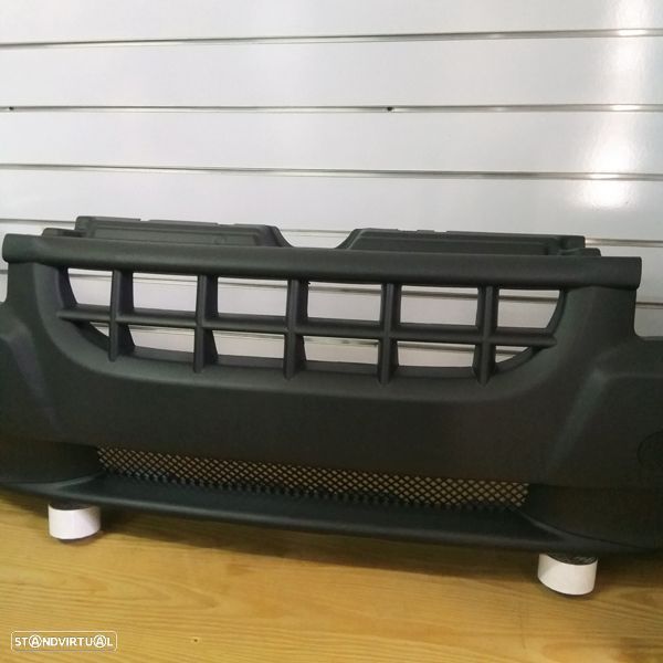 Para-choques Fiat Doblo modelo: 2000 até 2005 novo