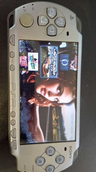 Портативна ігрова приставка PSP Slim Ice Silver 64gb з іграми