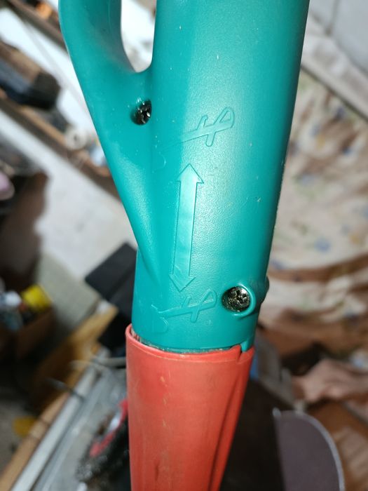 Тример коса bosch art 26 combitrim з колесами і запасними жилками