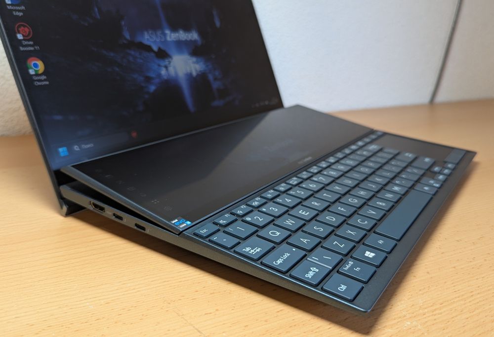 ASUS ZenBook Duo 14/i5-1135g7/Intel iris Xe/Ram 16/SSD 512