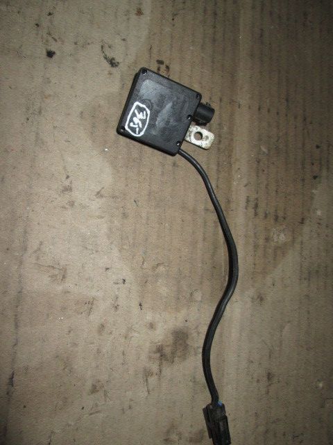 Antena BMW 5 (E39)