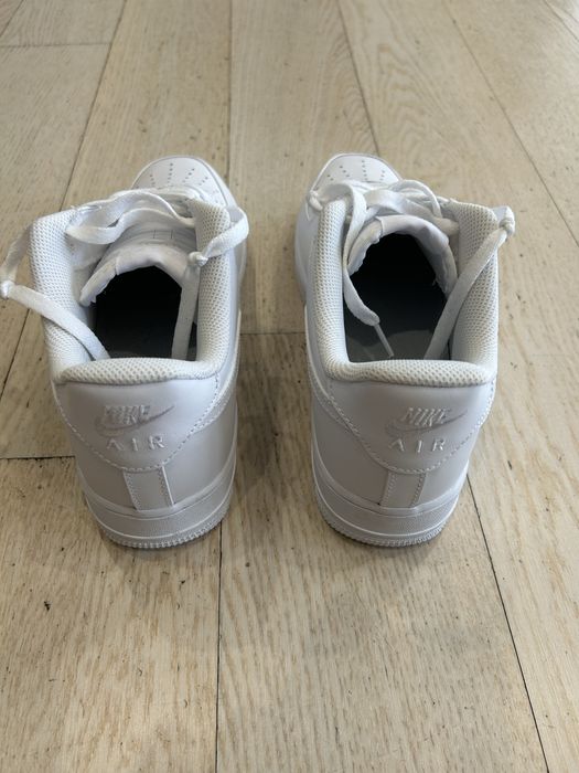 NIKE Air Force 1 '07