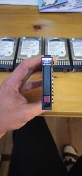 Dyski serwerowe HP SAS 10K 300 GB  super stan  WYSYŁKA