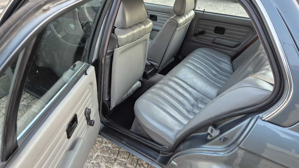Vendo BMW 318i Ano 1988