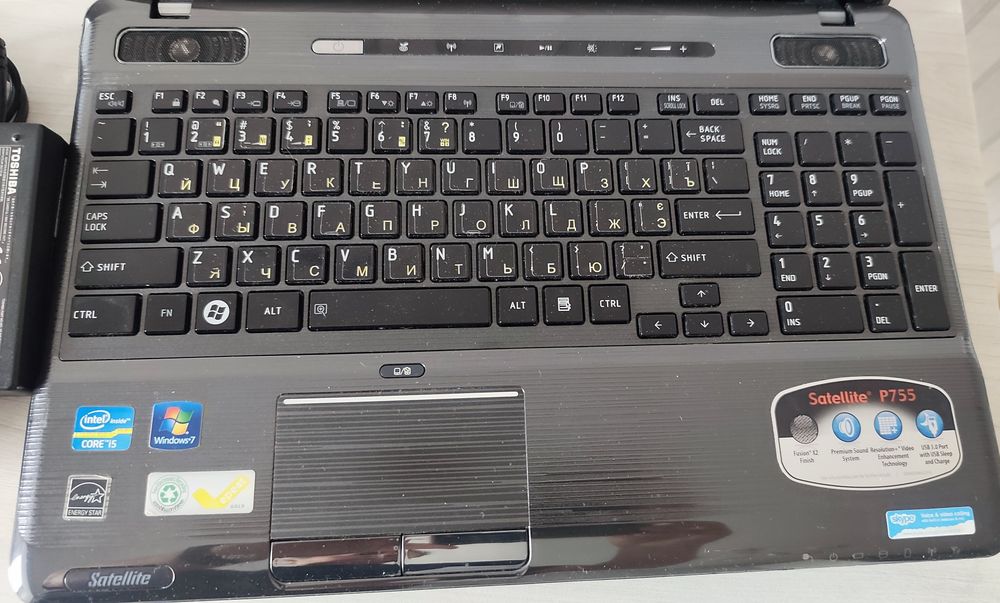 Ноутбук Toshiba Satellite P750-S5380