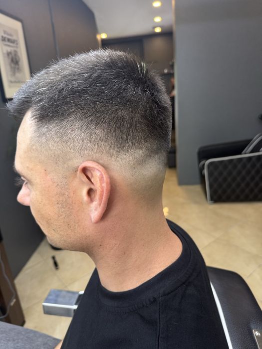 Шукаємо модель на чоловічу стрижку!