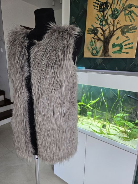 Futerko narzutka kamizelka primark s