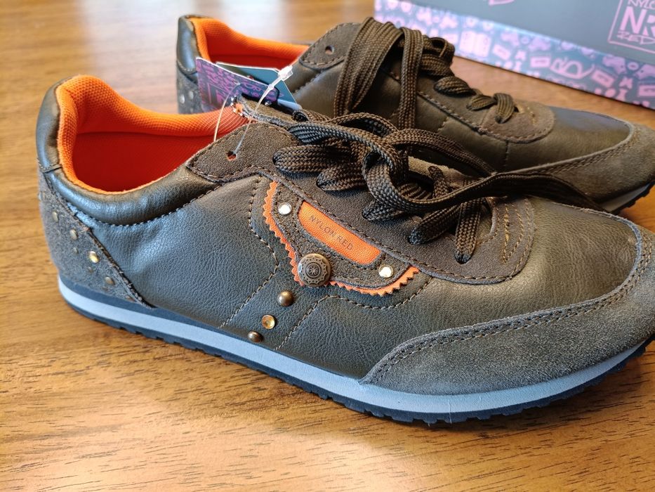 Buty sportowe damskie 40, wkładka 26,5 cm