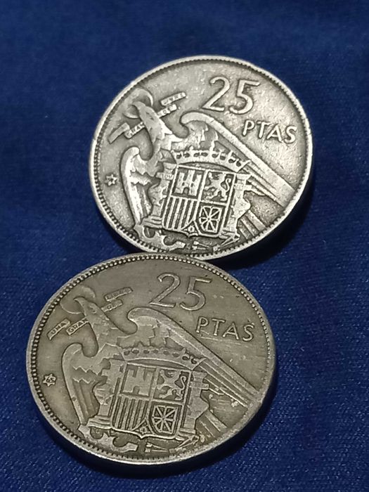 Moedas espanholas de colecção da época de Franco