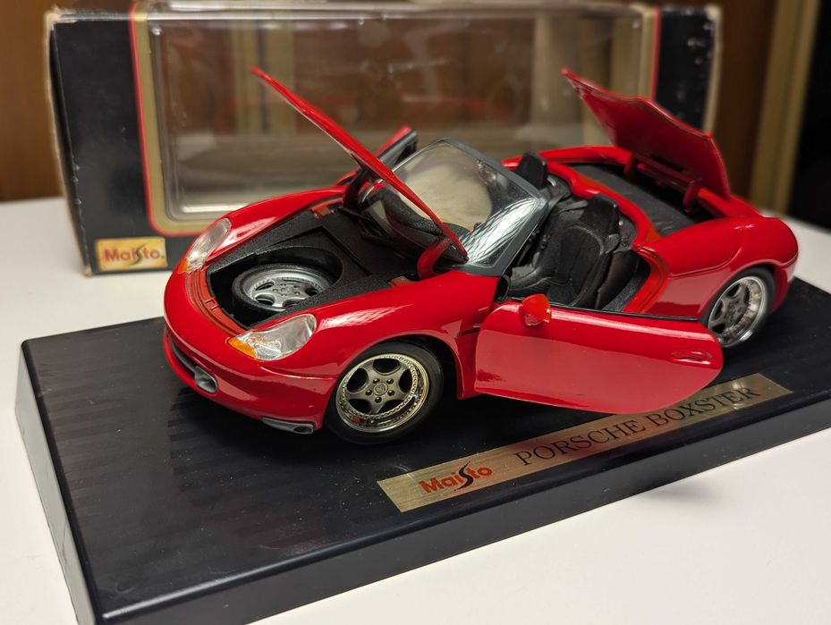 Porsche Boxster 1:18 Maisto Special Edition 31814, з коробкою
