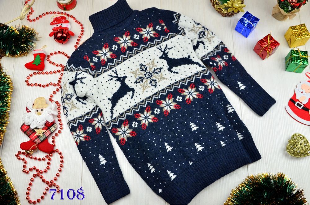 Светр в новорічній тематиці,високоі якості