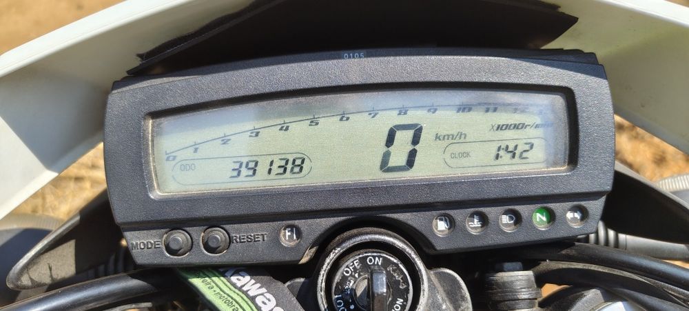 Vendo Kawasaki KLX 250