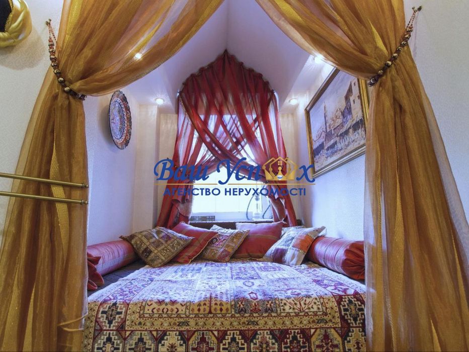 Продажа дома в лесу в городке с озером ,  село Романков.