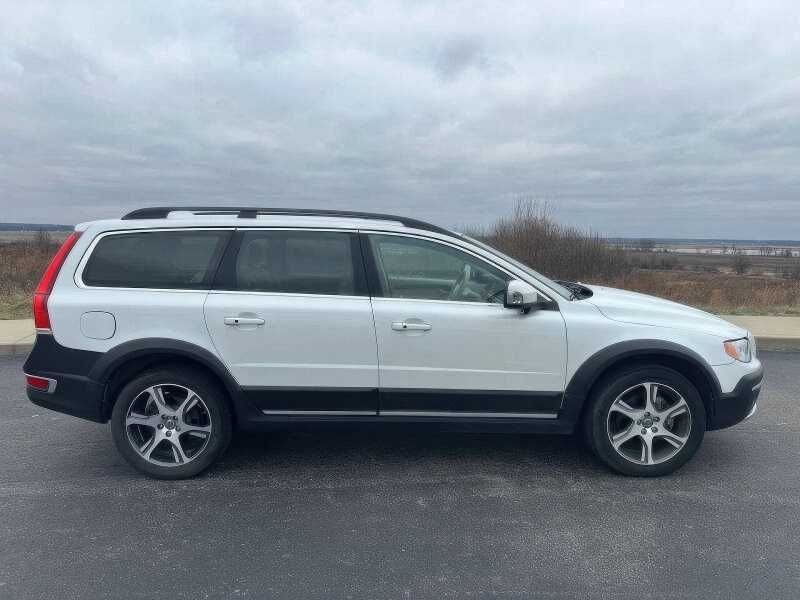 2015 Volvo XC70 T6 Premier Plus