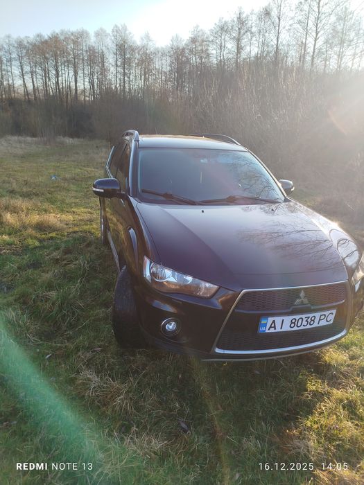 Продам оутлендер 2010р