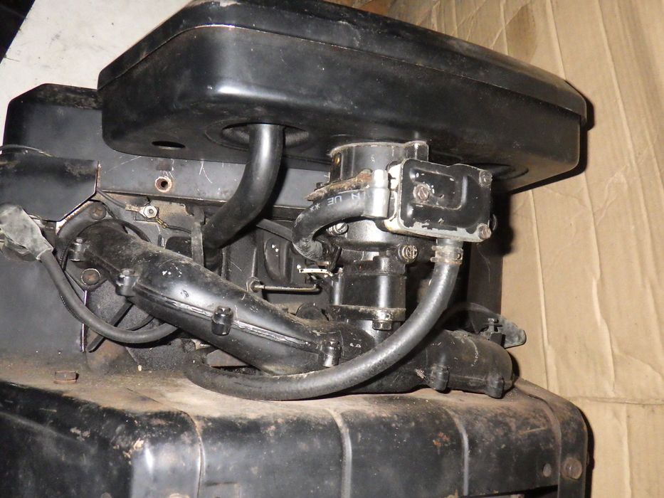 Silnik Briggs & Stratton 16 HP 2 Cylindrowy 2 x Twin Oryginalny-Czesci