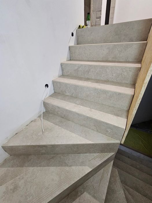 Remonty i kompleksowe wykończenia wnętrz oraz docieplenie pianą pur.