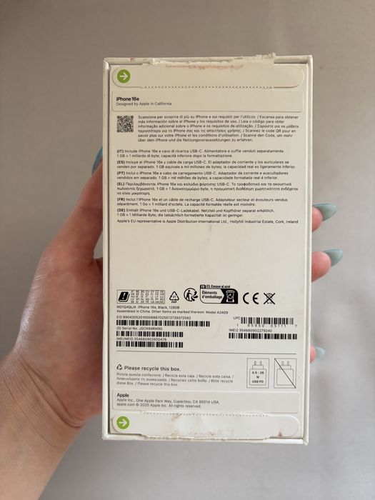 iPhone 16e 128 GB