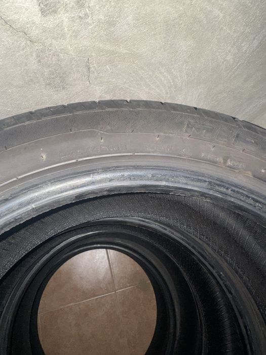 Резина літо R18 245/45