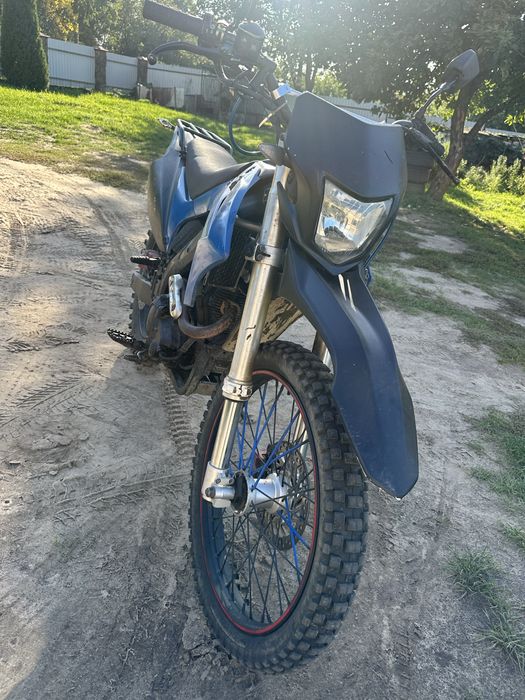 Продам Hornet 250 .