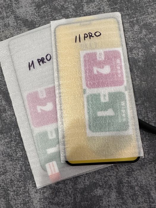 Захисне скло Iphone 11pro 2шт