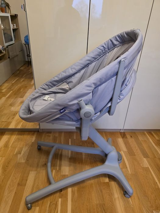 Chicco baby hug 4w1 plus tacka do karmienia