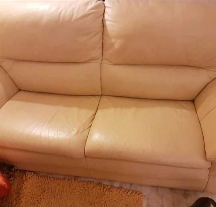 URGENTE - Sofa 2 Lugares Pele