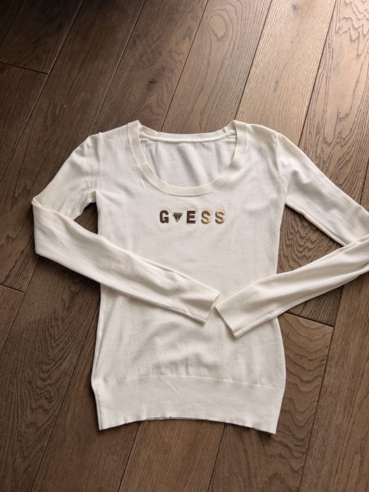 Damski sweterek GUESS