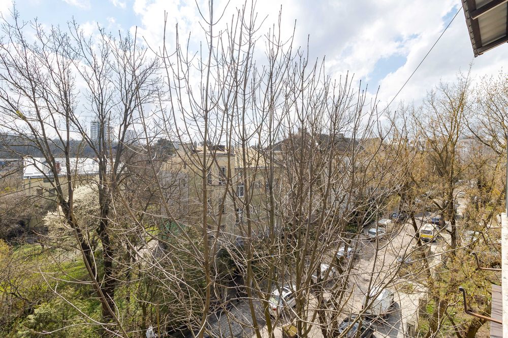 4-кімнатна квартира на продаж у Львові біля центру