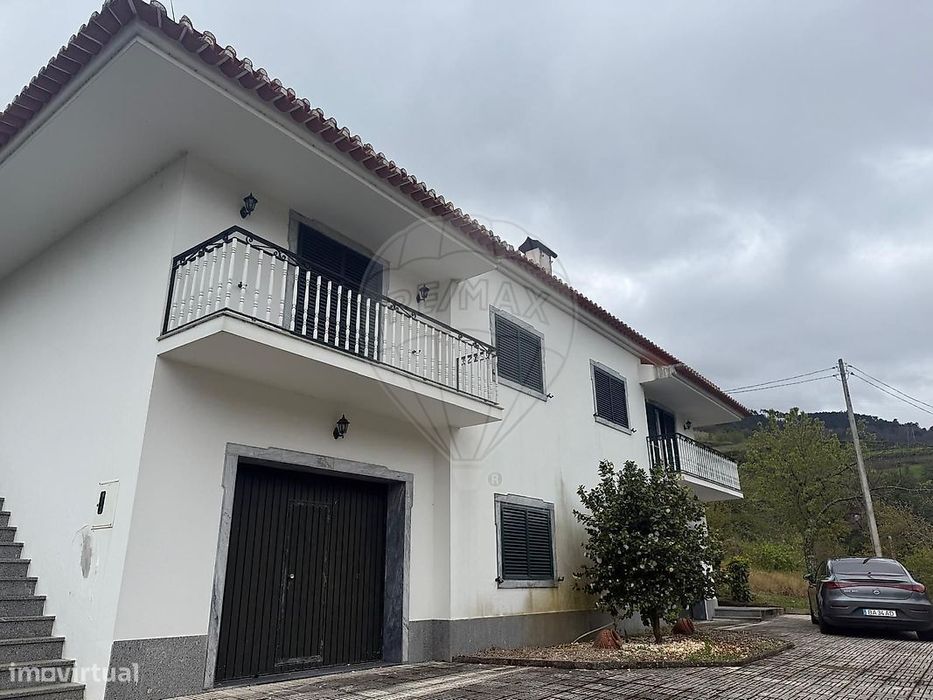 Moradia T6 para venda