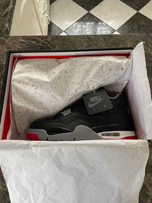 Nike Air Jordan Retro IV Bred Reimagined rozmiar 44.5 EU