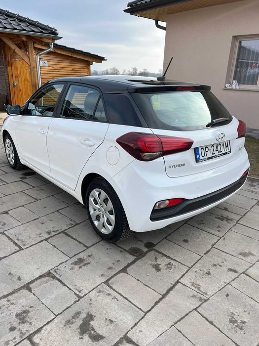 Samochód osobowy HYUNDAI i20