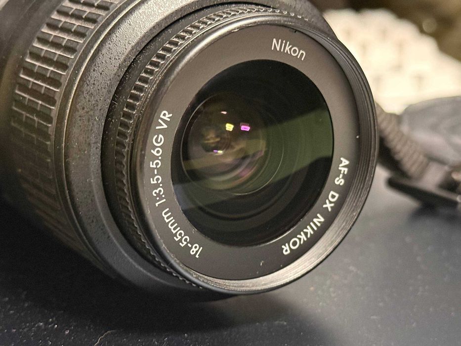Nikon D3100 18-55
