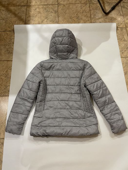 Куртка жіноча