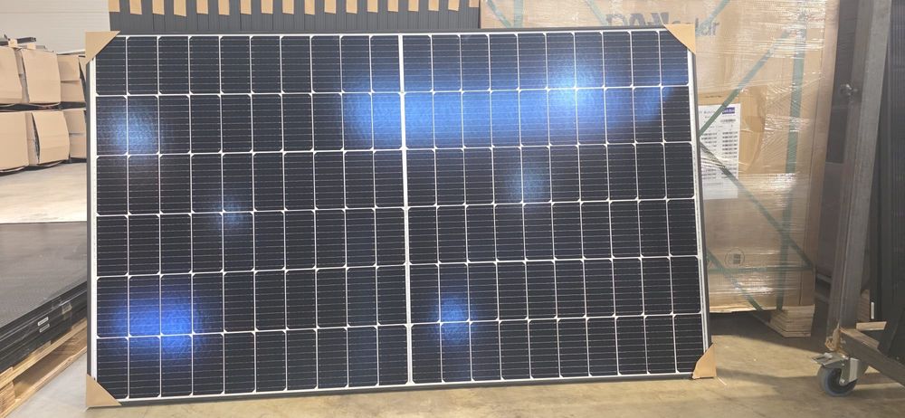 Panele fotowoltaiczne w super cenie DAH Solar 380W - 199zł brutto