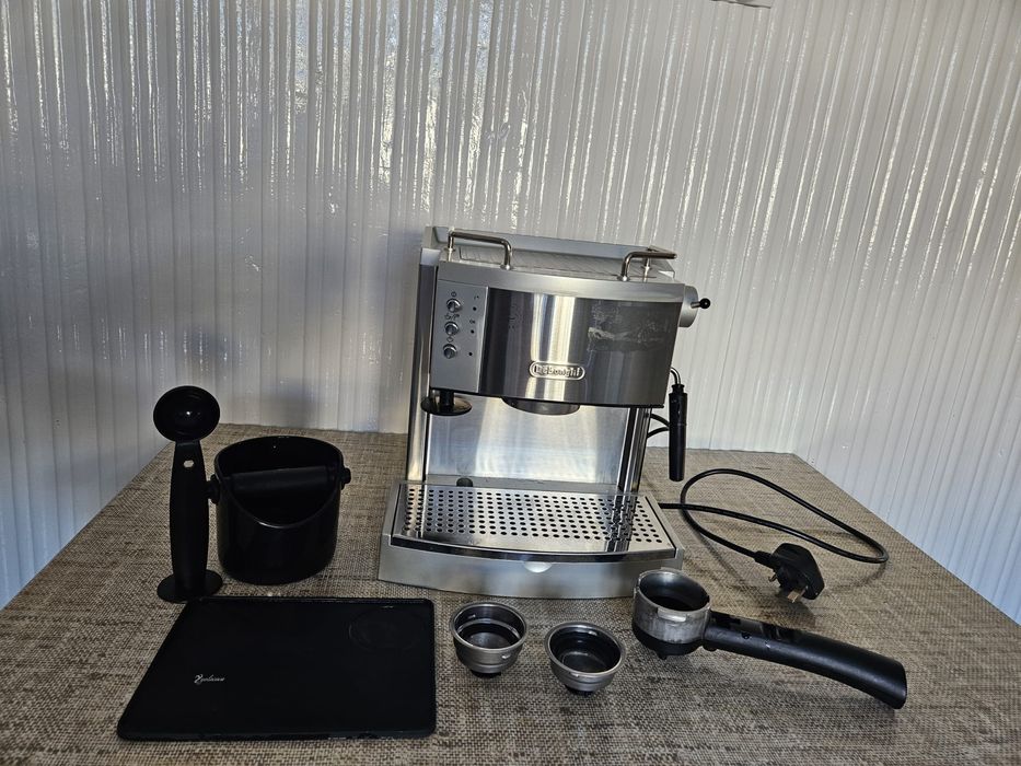 Ekspres kolbowy De’Longhi EC710 | Stan dobry | Brytyjska wtyczka