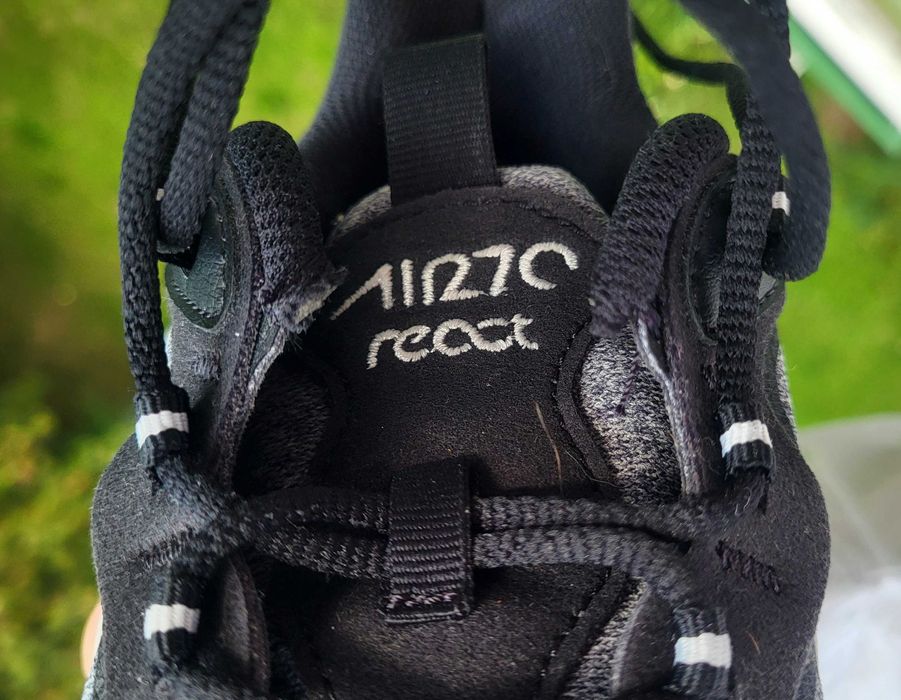 Czarne szare buty sportowe Nike Air Max 270 React GS