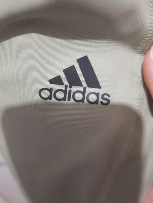 Calça legging adidas