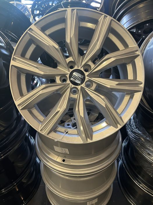 Jantes novas 17 Seat  5x100 vw polo gti audi A1