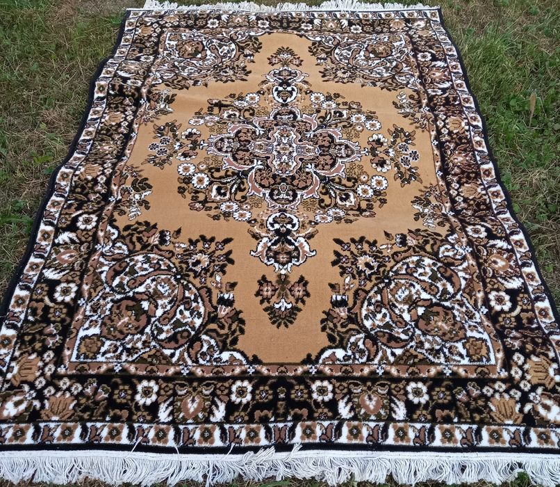 Продам  б/ килим