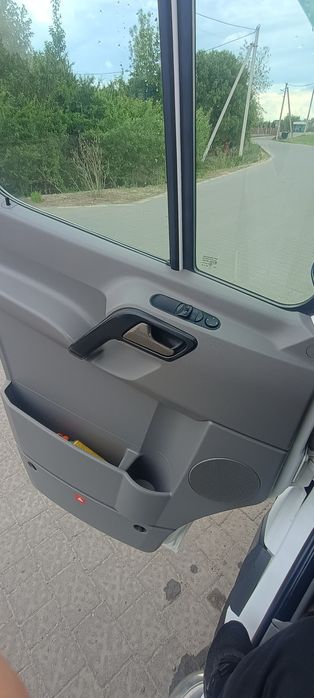 Mercedes- sprinter