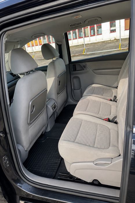 Seat Alhambra 2.0 TDI 140/180 KM 2011