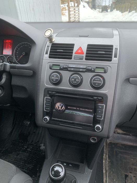 Фольсфаген  Touran 2008 TSI