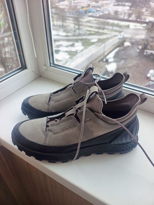 Кросівки ECCO EXOSTRIKE M (31 см.)