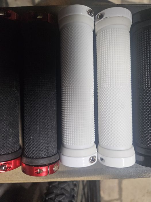 Punhos bicicleta novos