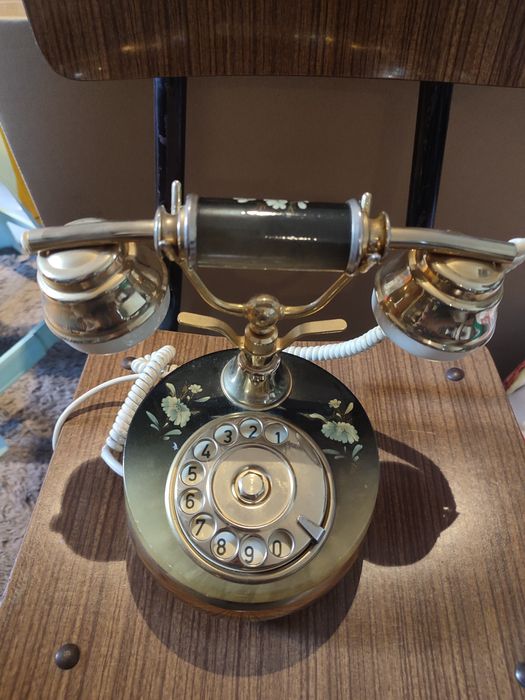 Telefone antigo - vintage