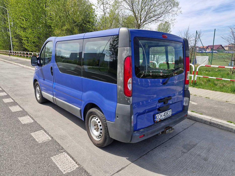 Reno trafic po pełnym serwisie. 9-cio osobowe.